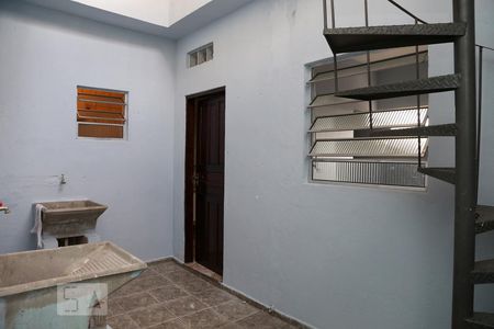 Área de Serviço de casa para alugar com 1 quarto, 30m² em Parque Marabá, Taboão da Serra