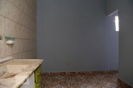 Cozinha de casa para alugar com 1 quarto, 30m² em Parque Marabá, Taboão da Serra