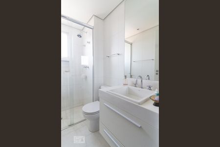 Banheiro do Quarto Suíte 1 de apartamento à venda com 3 quartos, 185m² em Jardim Novo Santo Amaro, São Paulo