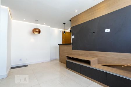 Sala de apartamento para alugar com 2 quartos, 44m² em Jardim Iris, São Paulo