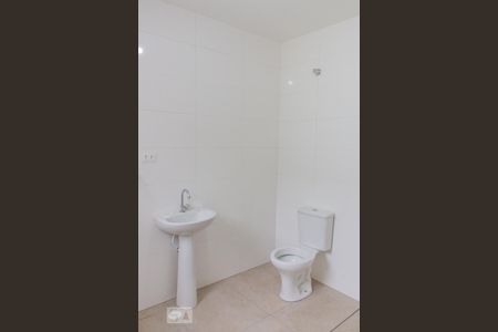 Banheiro de casa para alugar com 1 quarto, 50m² em Bangú, Santo André