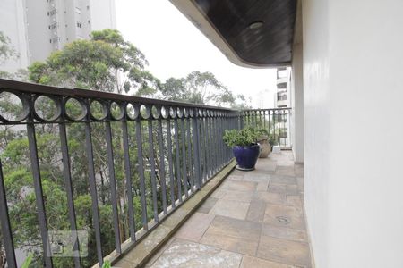 Varanda de apartamento à venda com 4 quartos, 186m² em Vila Andrade, São Paulo