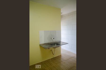 Sala / Cozinha de kitnet/studio para alugar com 1 quarto, 30m² em Vila São José (taguatinga), Brasília