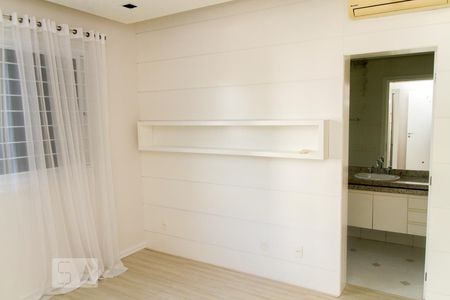 Suite de apartamento para alugar com 3 quartos, 92m² em Coqueiros, Florianópolis