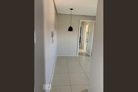 Sala de apartamento para alugar com 2 quartos, 70m² em Humaitá, Porto Alegre