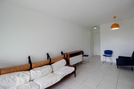 Sala de apartamento para alugar com 3 quartos, 106m² em Recreio dos Bandeirantes, Rio de Janeiro