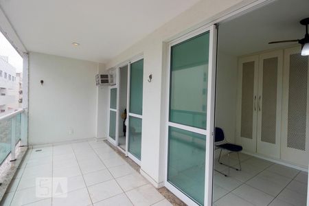 Varanda de apartamento para alugar com 3 quartos, 106m² em Recreio dos Bandeirantes, Rio de Janeiro