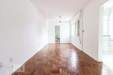 Quarto e Sala de apartamento à venda com 1 quarto, 47m² em Vila Ipiranga, Porto Alegre