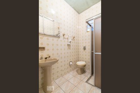 Banheiro de casa para alugar com 3 quartos, 142m² em Parque das Nações, Santo André