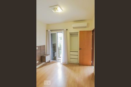 Suíte  de apartamento à venda com 3 quartos, 125m² em Moema, São Paulo