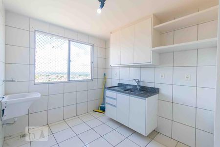 Cozinha e Área de Serviço de apartamento para alugar com 2 quartos, 45m² em Samambaia Norte (samambaia), Brasília