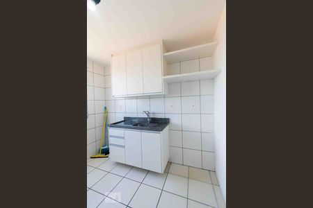 Cozinha de apartamento para alugar com 2 quartos, 45m² em Samambaia Norte (samambaia), Brasília