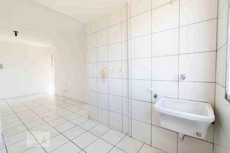 Sala e Área de Serviço de apartamento para alugar com 2 quartos, 45m² em Samambaia Norte (samambaia), Brasília