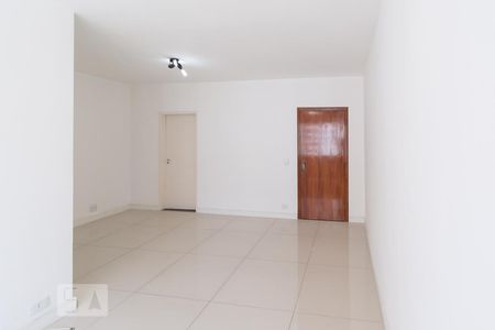 Sala de apartamento para alugar com 3 quartos, 70m² em Vila Gertrudes, São Paulo