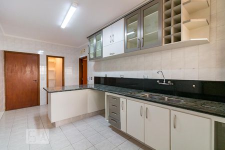 Cozinha de apartamento para alugar com 3 quartos, 120m² em Vila Galvão, Guarulhos