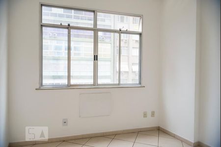 Quarto 1 de apartamento para alugar com 2 quartos, 80m² em Copacabana, Rio de Janeiro