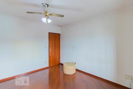 Suíte de casa à venda com 3 quartos, 232m² em Jardim Colorado, São Paulo