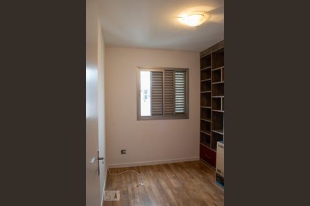 QUARTO 1 de apartamento à venda com 3 quartos, 75m² em Jardim Íris, São Paulo