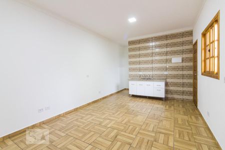 Kitnet de casa para alugar com 1 quarto, 35m² em Lauzane Paulista, São Paulo