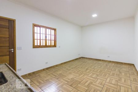 Kitnet de casa para alugar com 1 quarto, 35m² em Lauzane Paulista, São Paulo