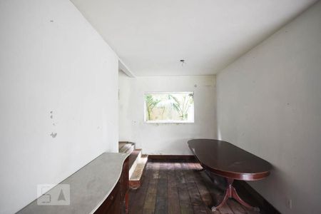 Corredor de casa à venda com 5 quartos, 250m² em Fazenda Morumbi, São Paulo