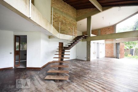 Sala de casa à venda com 5 quartos, 250m² em Fazenda Morumbi, São Paulo