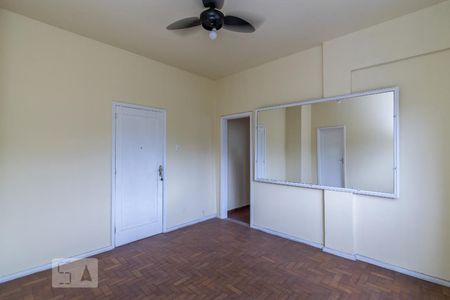 Apartamento à venda com 50m², 1 quarto e sem vagaSala