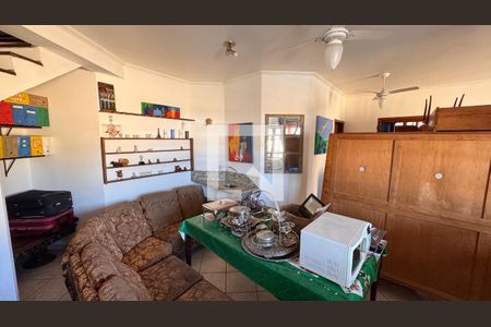 Casa para alugar com 440m², 8 quartos e 2 vagas Casa para alugar com 440m², 8 quartos e 2 vagasSala Casa 3