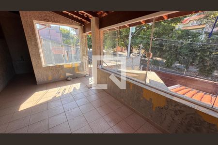 Casa para alugar com 440m², 8 quartos e 2 vagas Casa para alugar com 440m², 8 quartos e 2 vagasEntrada Casa 1