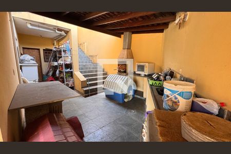 Casa para alugar com 440m², 8 quartos e 2 vagas Casa para alugar com 440m², 8 quartos e 2 vagasChurrasqueira