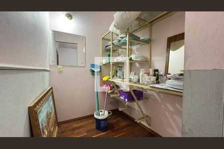 Casa para alugar com 440m², 8 quartos e 2 vagas Casa para alugar com 440m², 8 quartos e 2 vagasCloset do quarto 2