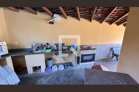 Casa para alugar com 440m², 8 quartos e 2 vagas Casa para alugar com 440m², 8 quartos e 2 vagasChurrasqueira