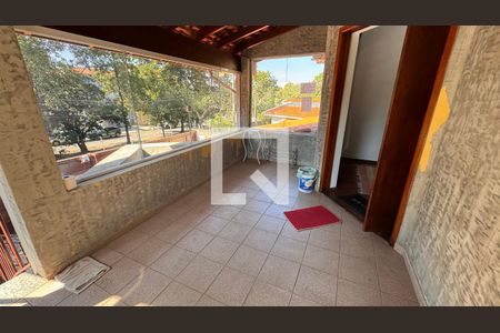 Casa para alugar com 440m², 8 quartos e 2 vagas Casa para alugar com 440m², 8 quartos e 2 vagasEntrada Casa 1