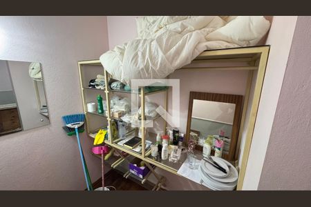 Casa para alugar com 440m², 8 quartos e 2 vagas Casa para alugar com 440m², 8 quartos e 2 vagasCloset do quarto 2