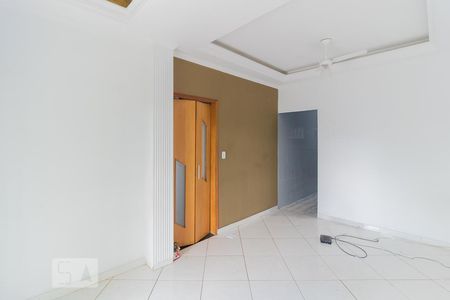 Sala de casa para alugar com 3 quartos, 150m² em Parque Císper, São Paulo