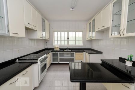 Cozinha de casa para alugar com 3 quartos, 212m² em Jardim Santa Clara, Guarulhos