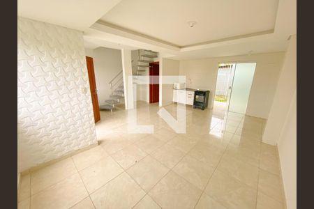 Sala de casa para alugar com 3 quartos, 100m² em Ingleses do Rio Vermelho, Florianópolis