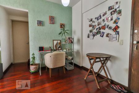 Sala de apartamento para alugar com 3 quartos, 70m² em Taquara, Rio de Janeiro