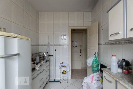 Cozinha de apartamento à venda com 2 quartos, 77m² em Sé, São Paulo