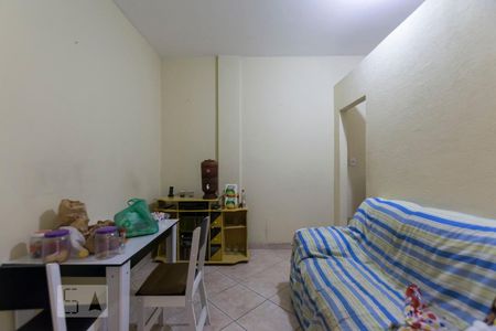 Apartamento à venda com 77m², 2 quartos e sem vagaSala