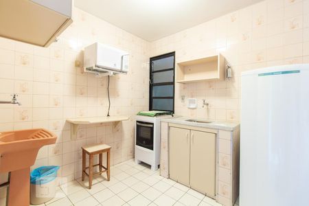 Cozinha de apartamento para alugar com 1 quarto, 47m² em Asa Norte, Brasília