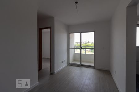 sala de apartamento para alugar com 2 quartos, 48m² em Protásio Alves, Porto Alegre