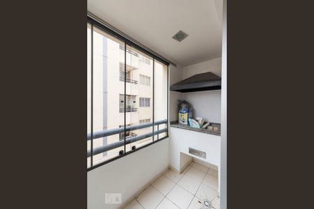 Varanda com churrasqueira de kitnet/studio à venda com 1 quarto, 35m² em Jabaquara, São Paulo