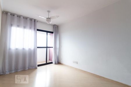 Sala de apartamento à venda com 3 quartos, 71m² em Jardim Itapeva, São Paulo