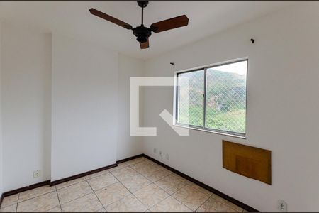 Quarto 2 de apartamento à venda com 2 quartos, 55m² em Engenhoca, Niterói