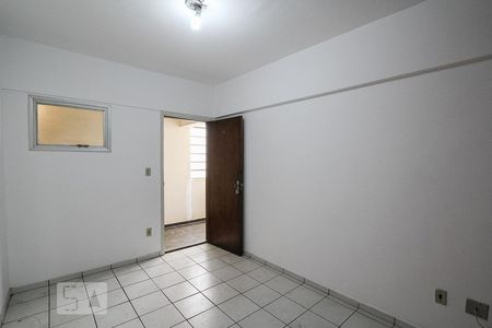 Sala de apartamento para alugar com 1 quarto, 74m² em Bosque, Campinas