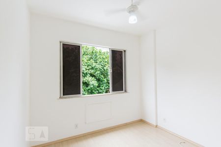 Quarto 1 de apartamento para alugar com 2 quartos, 78m² em Pechincha, Rio de Janeiro