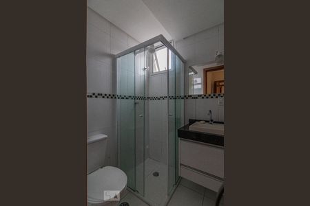 Banheiro do quarto 2 de apartamento para alugar com 2 quartos, 68m² em Olímpico, São Caetano do Sul