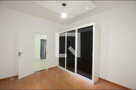 Quarto 1 de casa à venda com 2 quartos, 130m² em Irajá, Rio de Janeiro