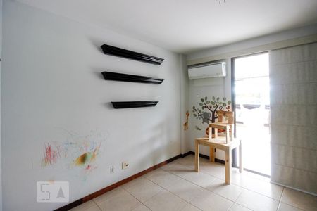 Quarto 1 de apartamento à venda com 3 quartos, 100m² em Recreio dos Bandeirantes, Rio de Janeiro